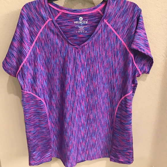 3/$35 Multi color Workout shirt. - Picture 1 of 4